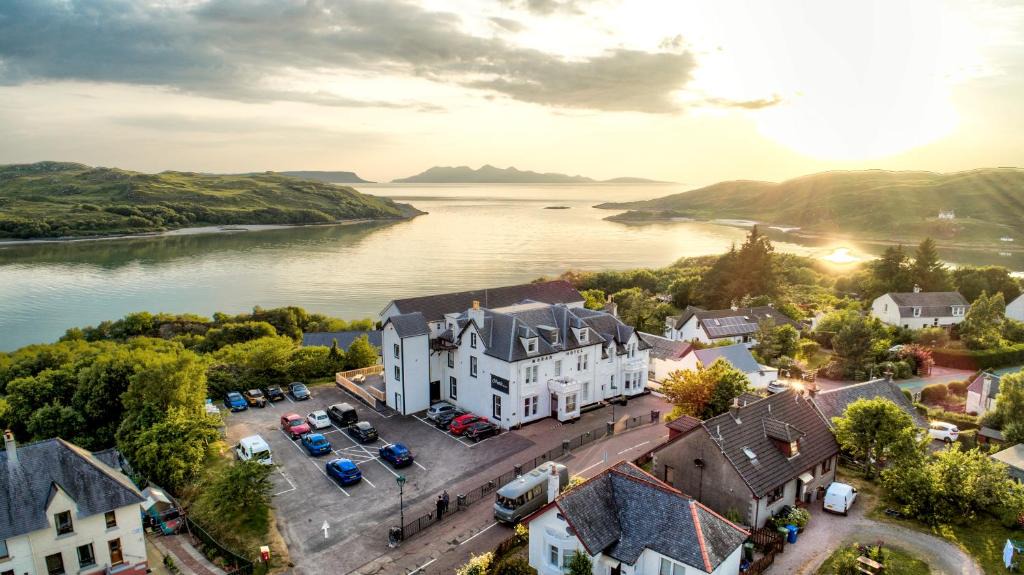 Morar Hotel | The Morar Hotel