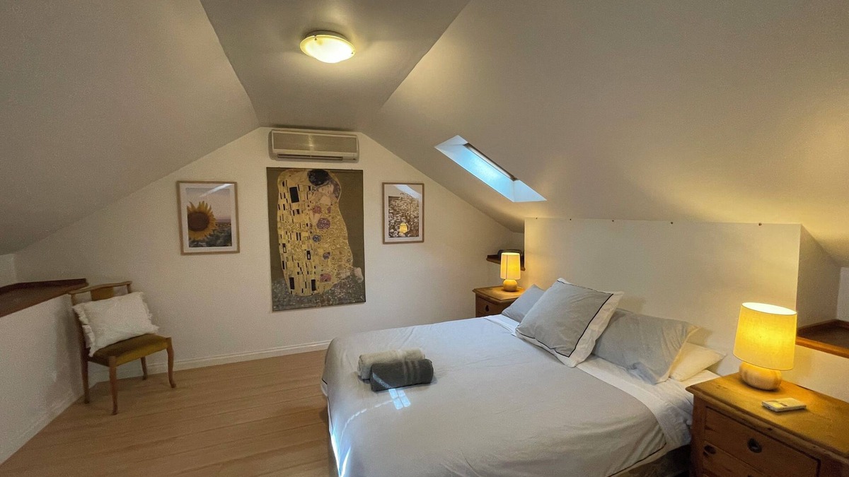 South Fremantle Apartment | The Morgano's Star - stylish one bed apartment in South Fremantle