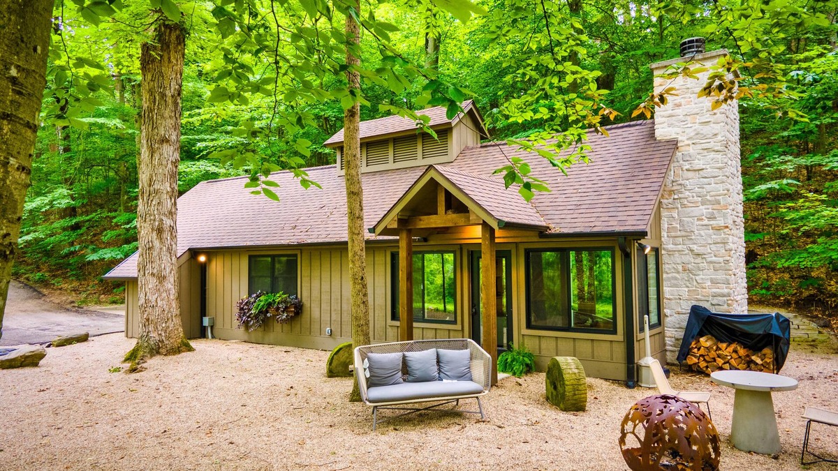 Niles Bed & Breakfast | The Morris Estate