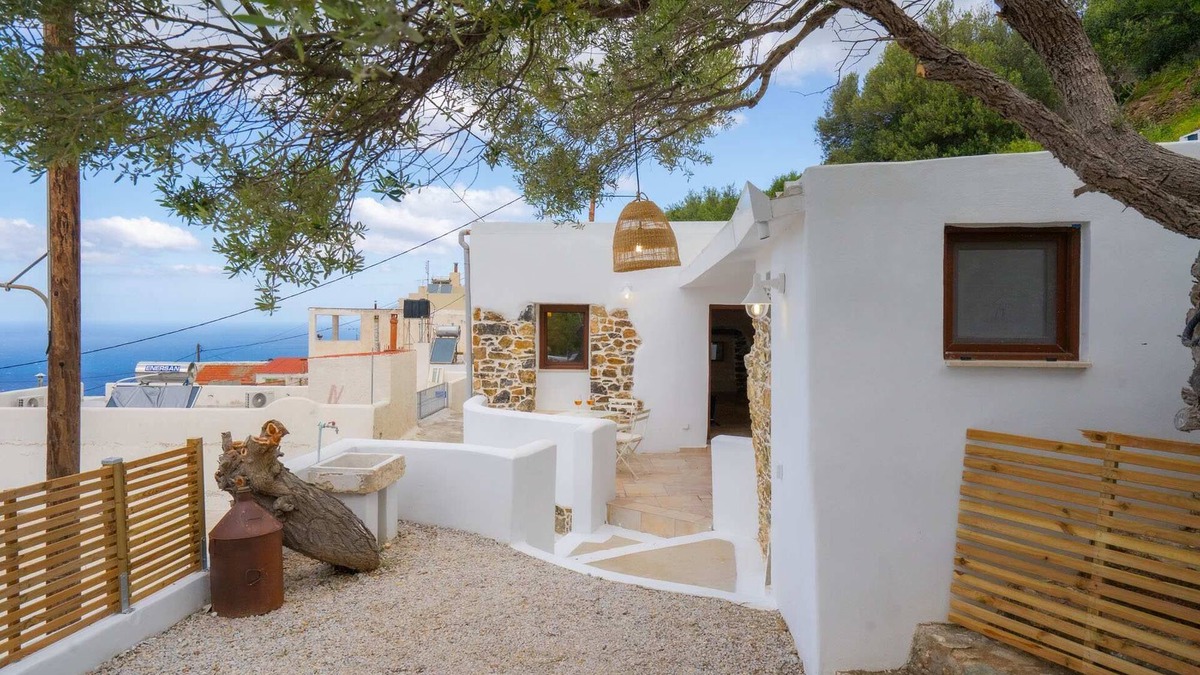 Mirsini House | The Mulberry House Su