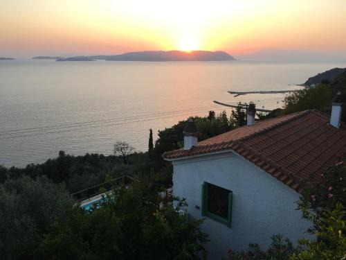Xanthi Region House | The Music House villa with pool