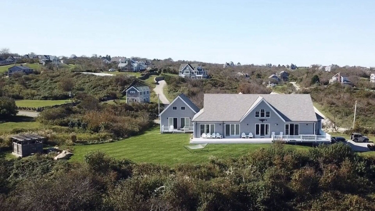 Block Island House | The MyLife House - Spacious newer home w breathtaking ocean views - Central Air
