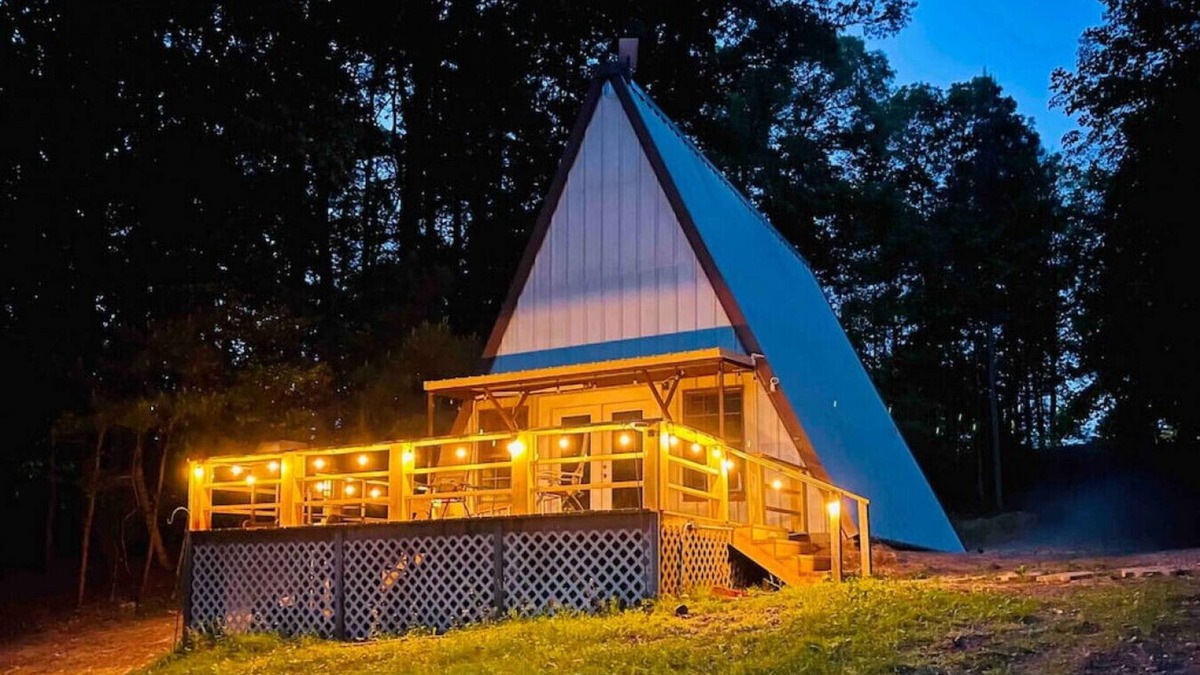 Natchez Cabin | The Natchez Retreat Lakeside A-frame Cabin