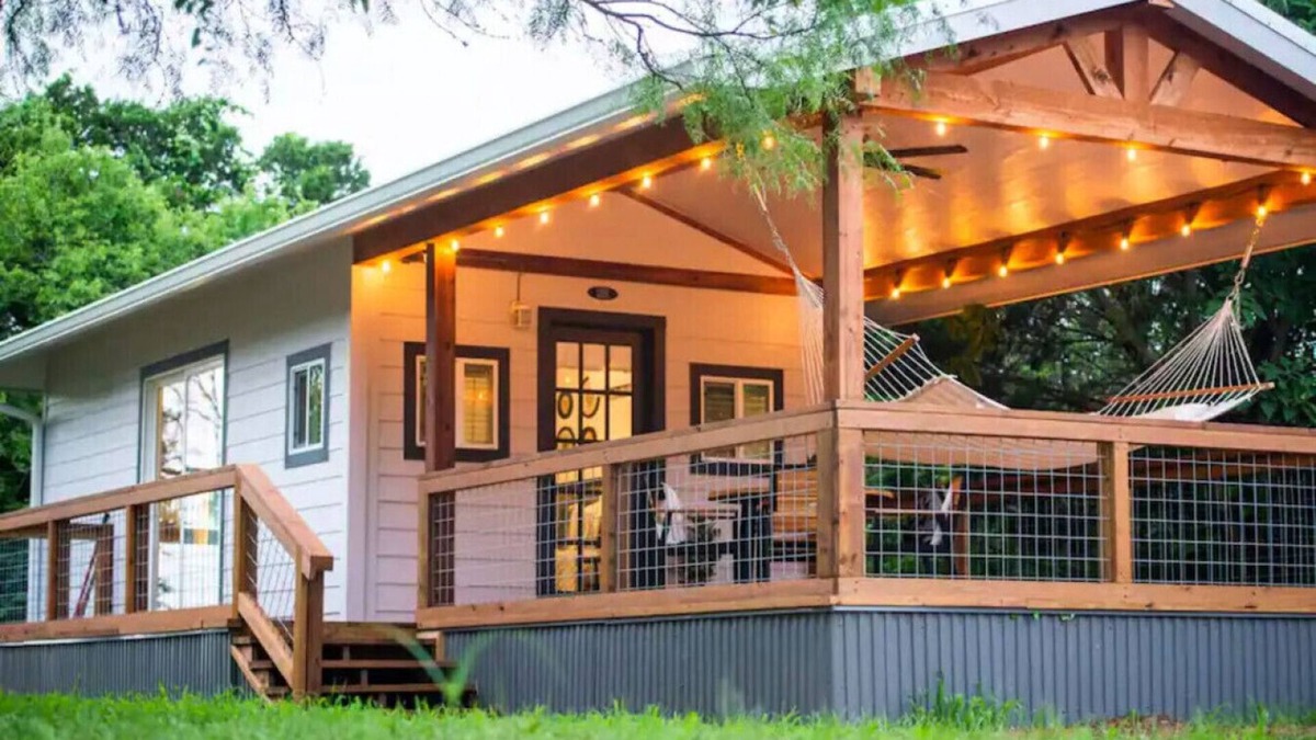 Waco House | The Nest - Cozy Cottage Near Baylor and Magnolia