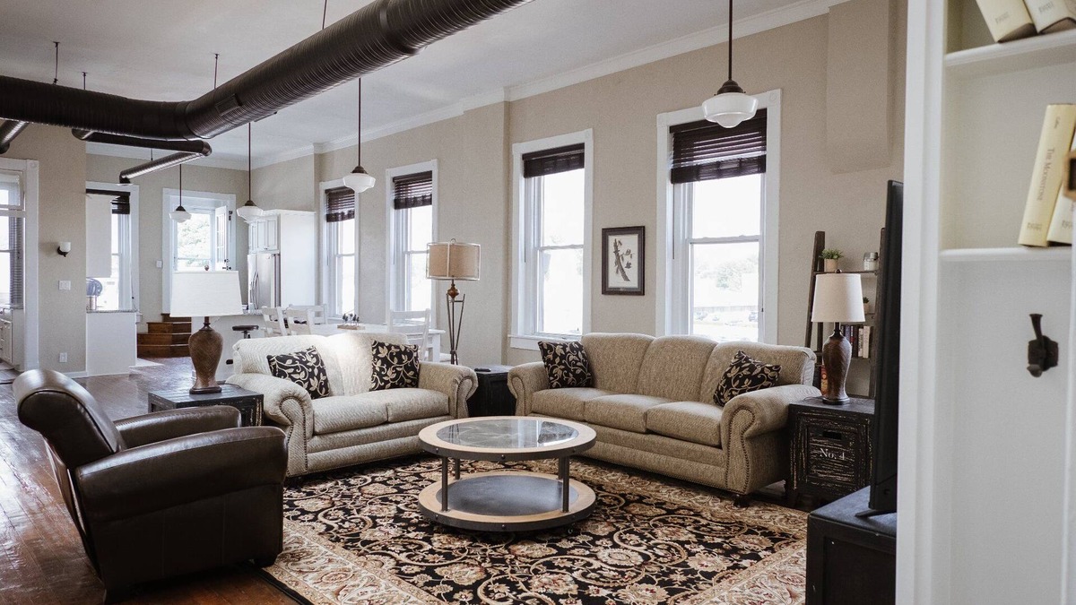 Henderson Apartment | The Nest - Huge Loft in Downtown Henderson