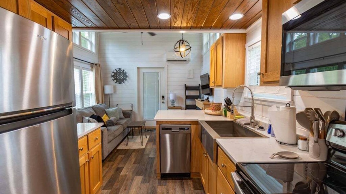 Dover House | The Nesting Nook (In The Pines at KY Lake)