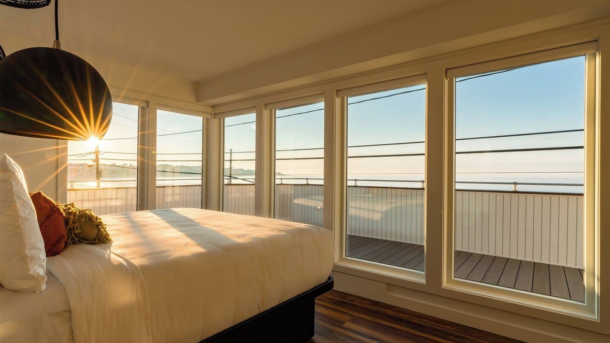 York Beach Hotel | The Nevada