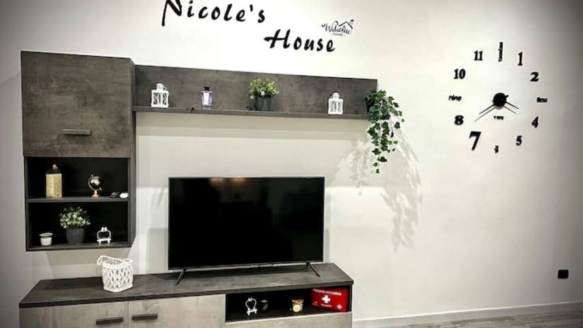 Vasto Apartment | The Nicole's house