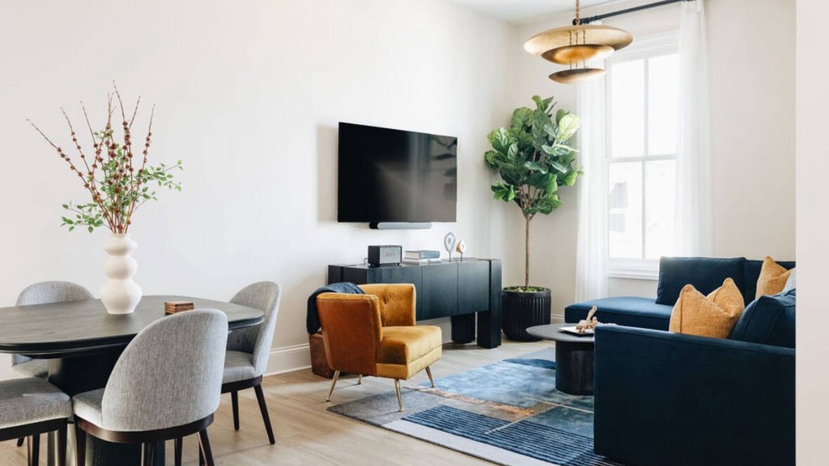 Prospect Hotel | The Nook at The Purple Martin is a two bedroom one bath unit in Norton Commons