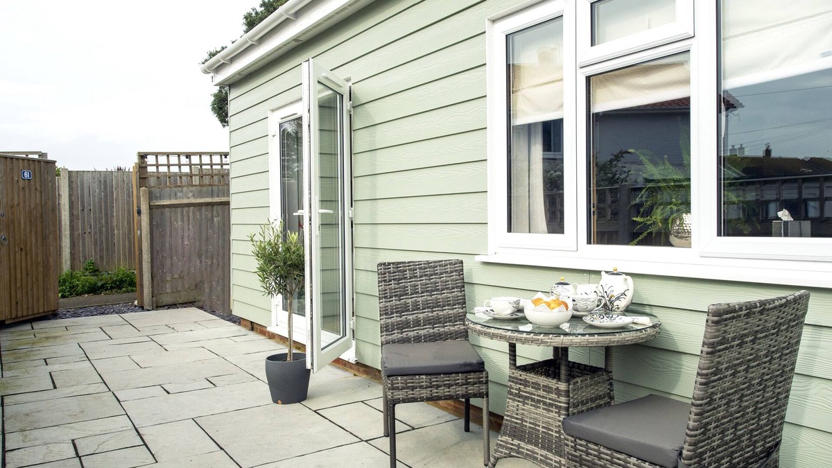 Deal Cabin | The Nook, Deal, Kent