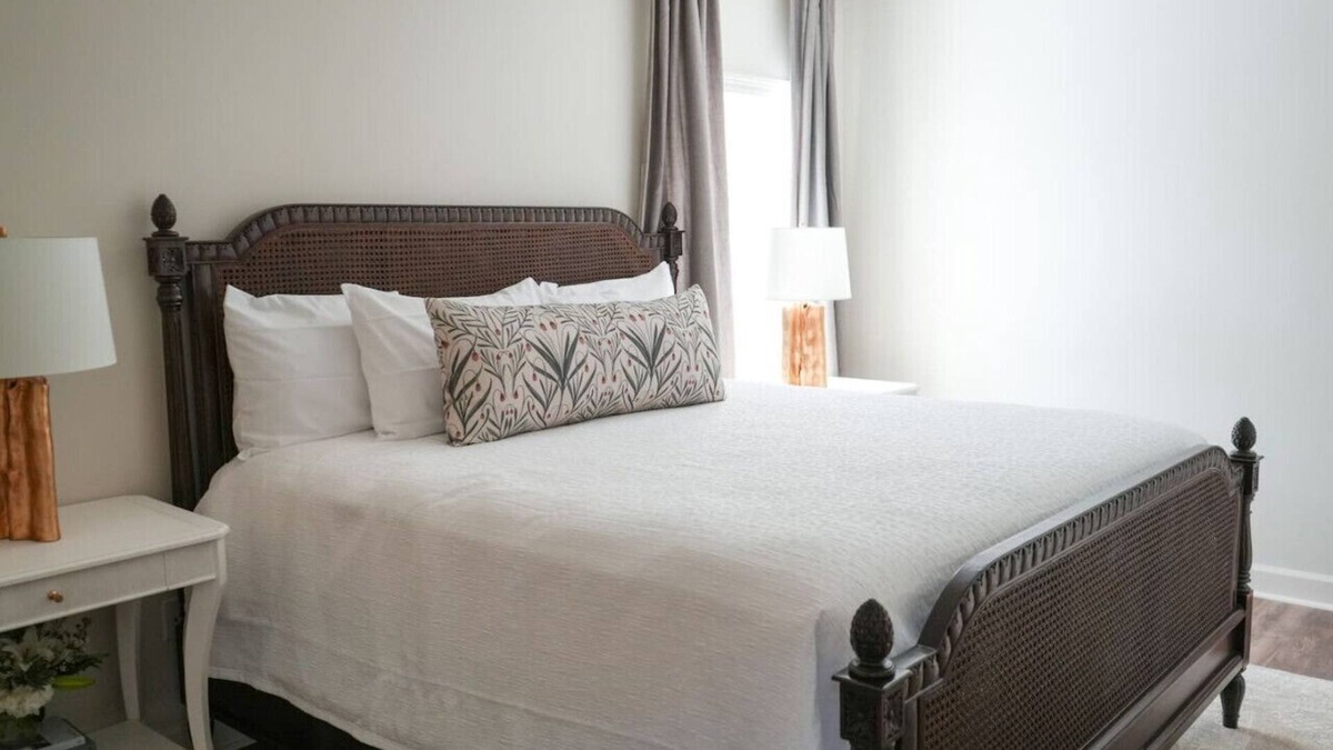 Demopolis Apartment | The Nook