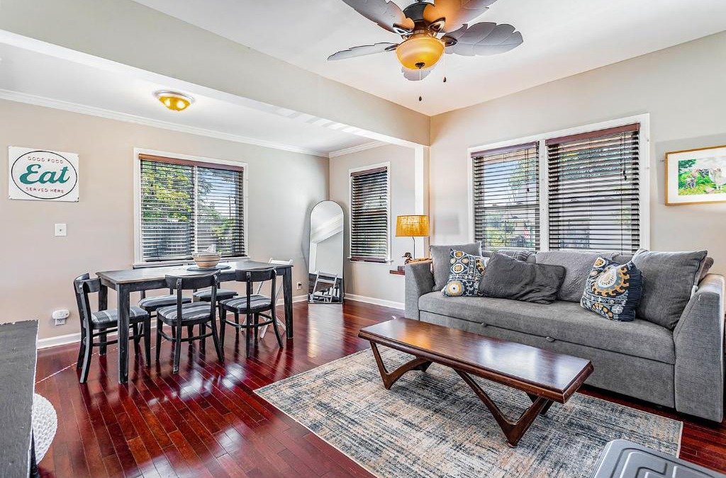 Three Oaks House | The Nook
