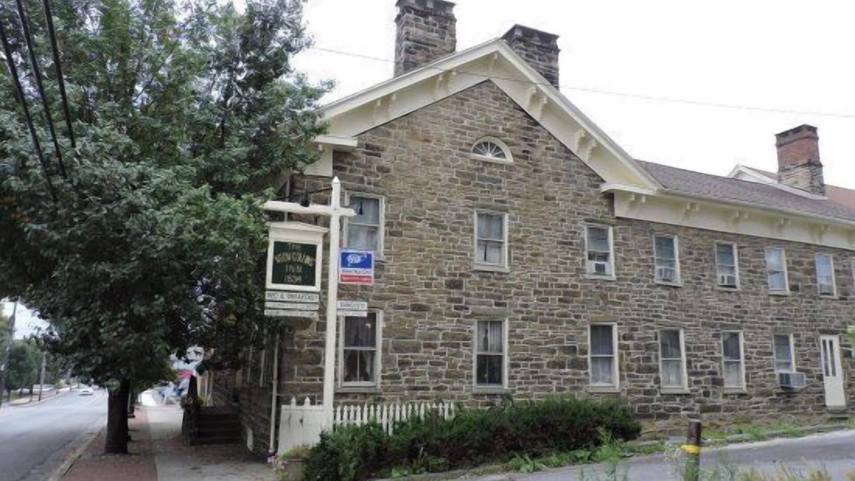 Ebensburg Bed & Breakfast | The Noon-Collins Inn