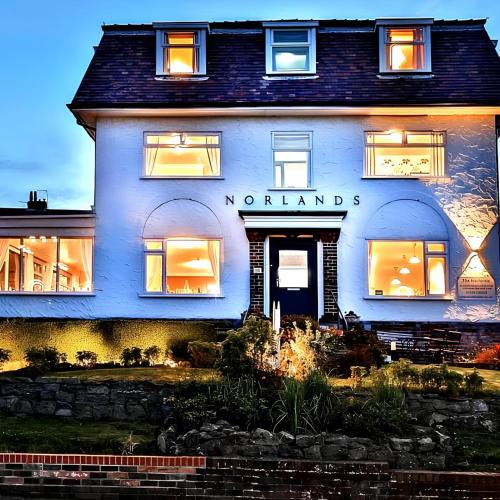Scarborough Hotel | The Norlands