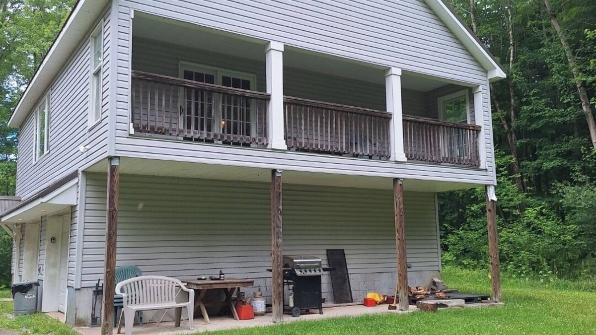 Pulaski House | The northern woods