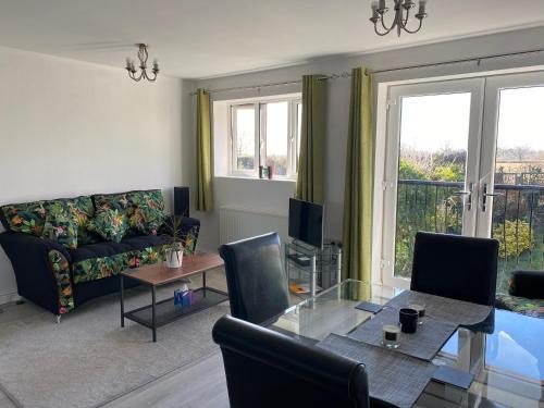 Alveley Apartment | The Norton-Triumpth Apartments near NEC