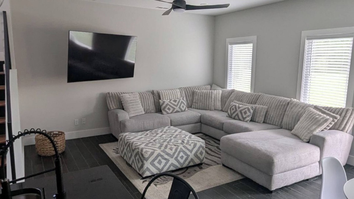 London House | The Oaks of London Townhome