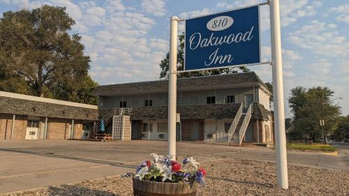 Sterling Hotel | The Oakwood Inn