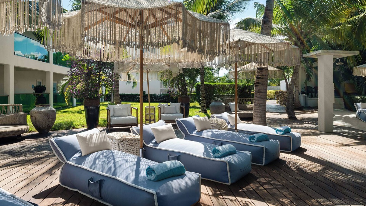Grace Bay Hotel | The Oasis at Grace Bay