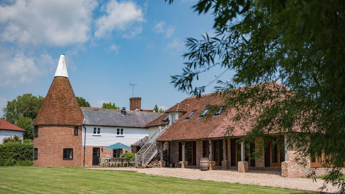 Newenden House | The Oast by Bloom Stays - charming oast house in beautiful countryside
