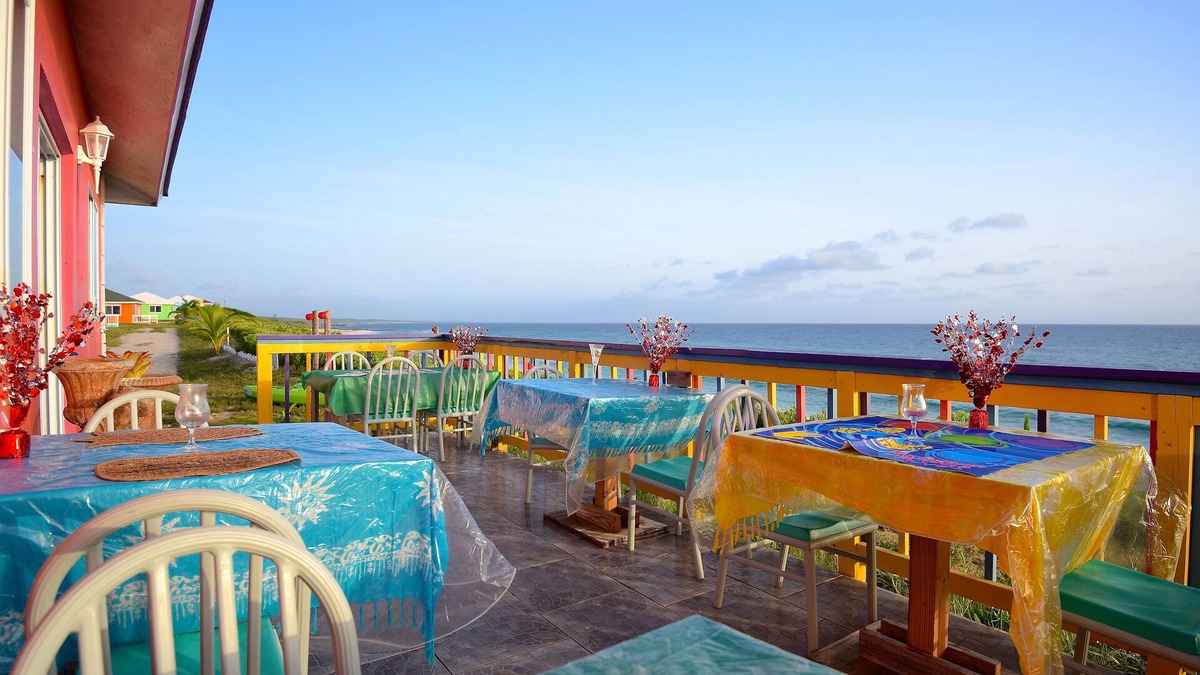 Smith's Bay Hotel | The Ocean Dream Beach Resort