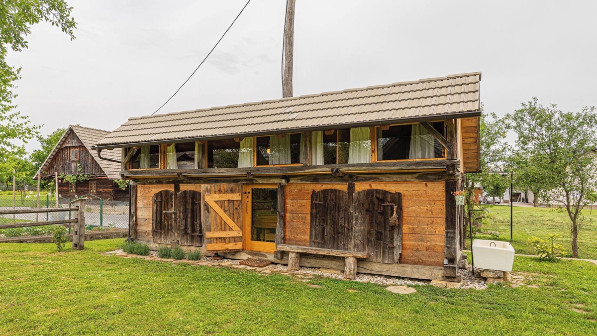 Metlika House | The Old Barn near Kolpa River, Gradac, Slovenia