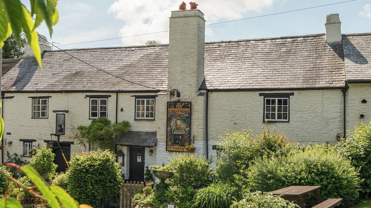 Liverton Cottage | THE OLD CHURCH HOUSE, pet friendly, with open fire in Torbryan