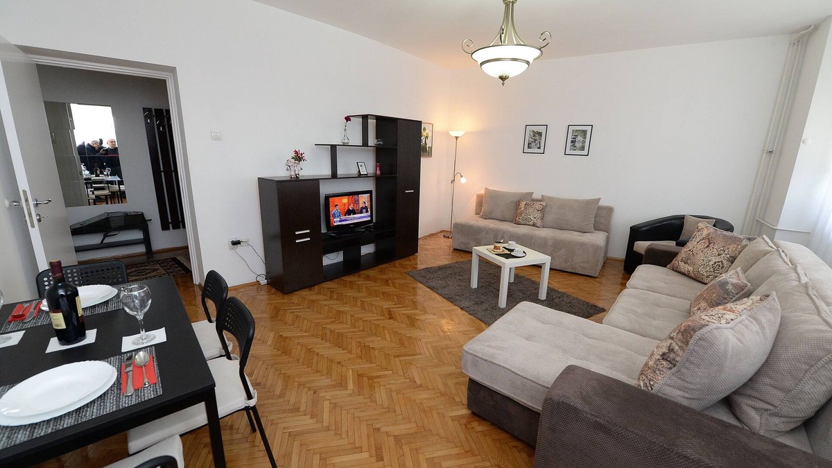 Stari Grad Apartment | The Old City heart . Choice to enjoy nightlife , delicious food and history