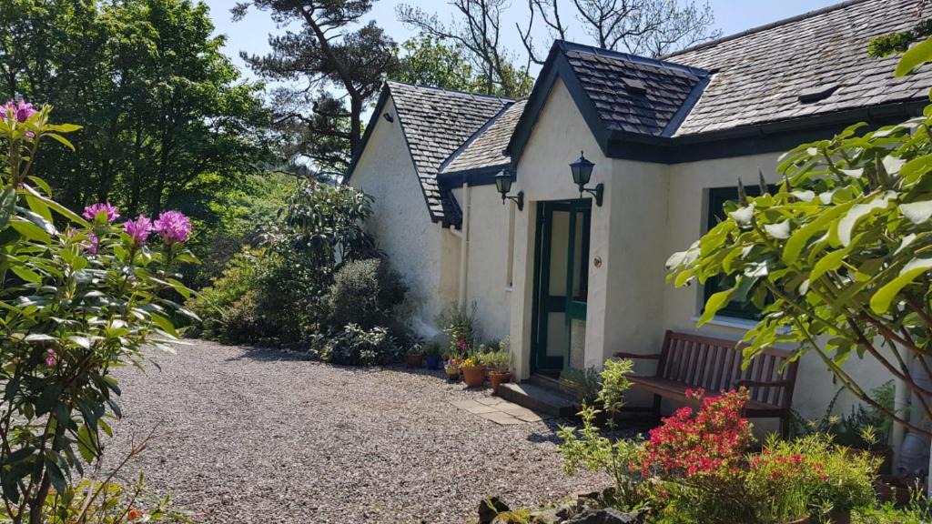 Arduaine Bed & Breakfast | The Old Cottage