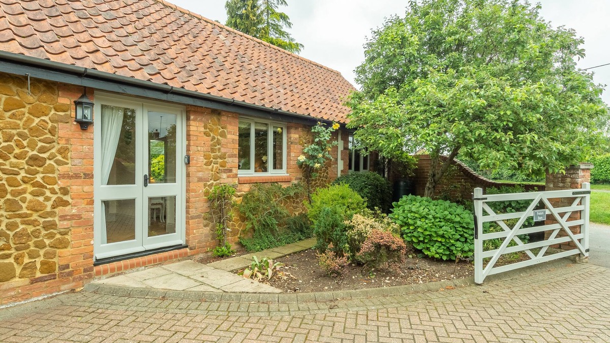 King's Lynn House | The Old Cow Shed, Pott Row, Norfolk