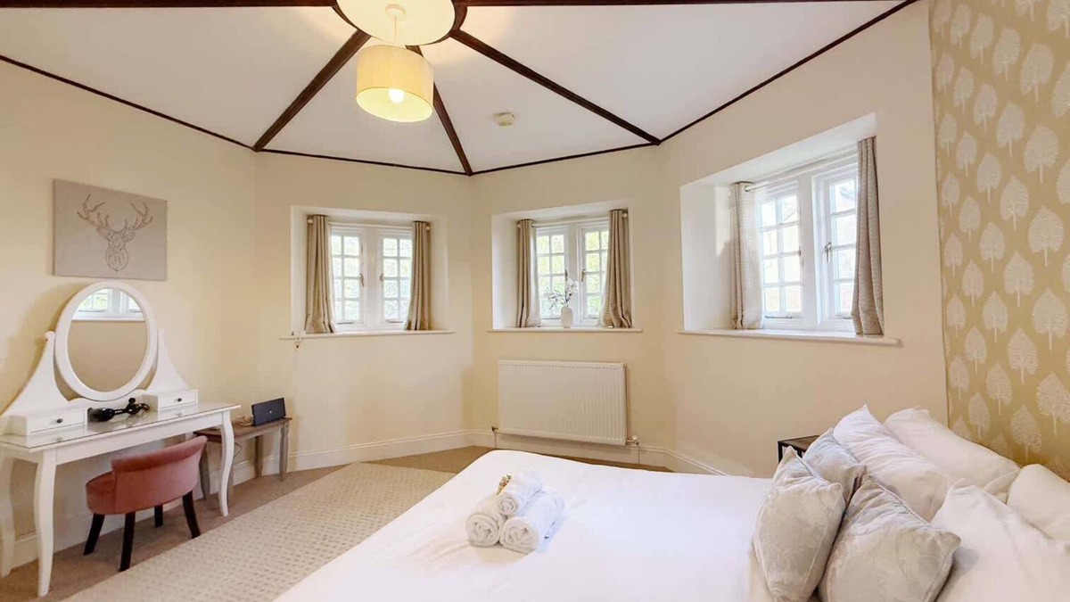 Langford Cottage | The Old Dairy at Combe Lodge - Hopewell
