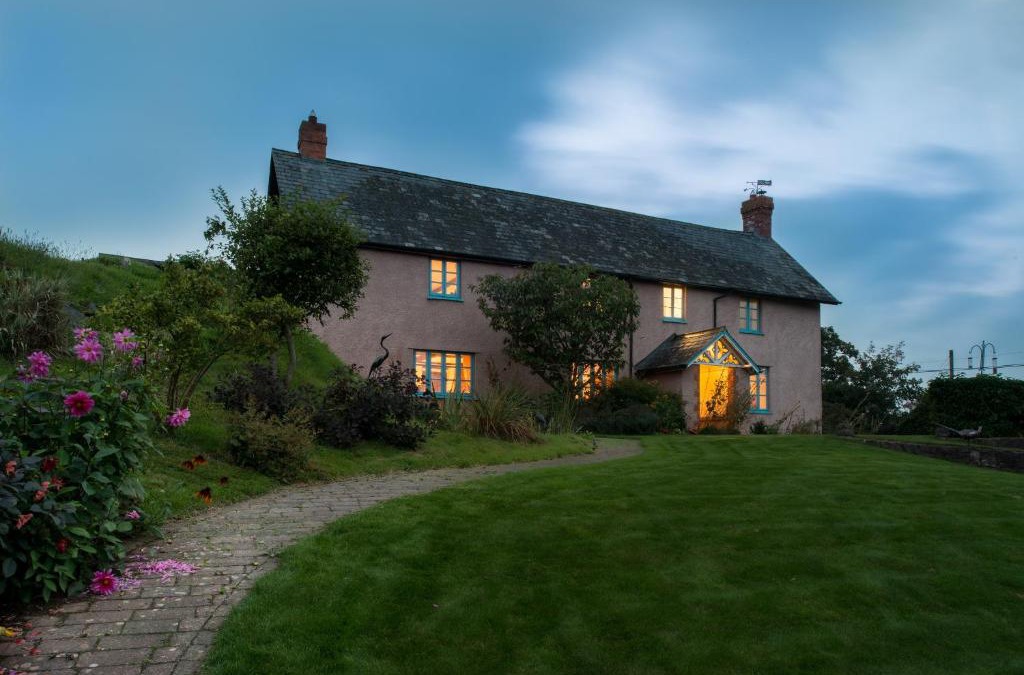 Saint Blazey Bed & Breakfast | The Old Dairy at Bishops Barton