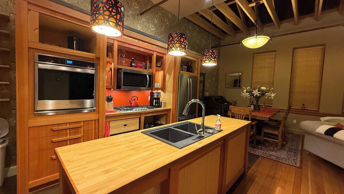 Rossland Apartment | The Old Firehall - 4