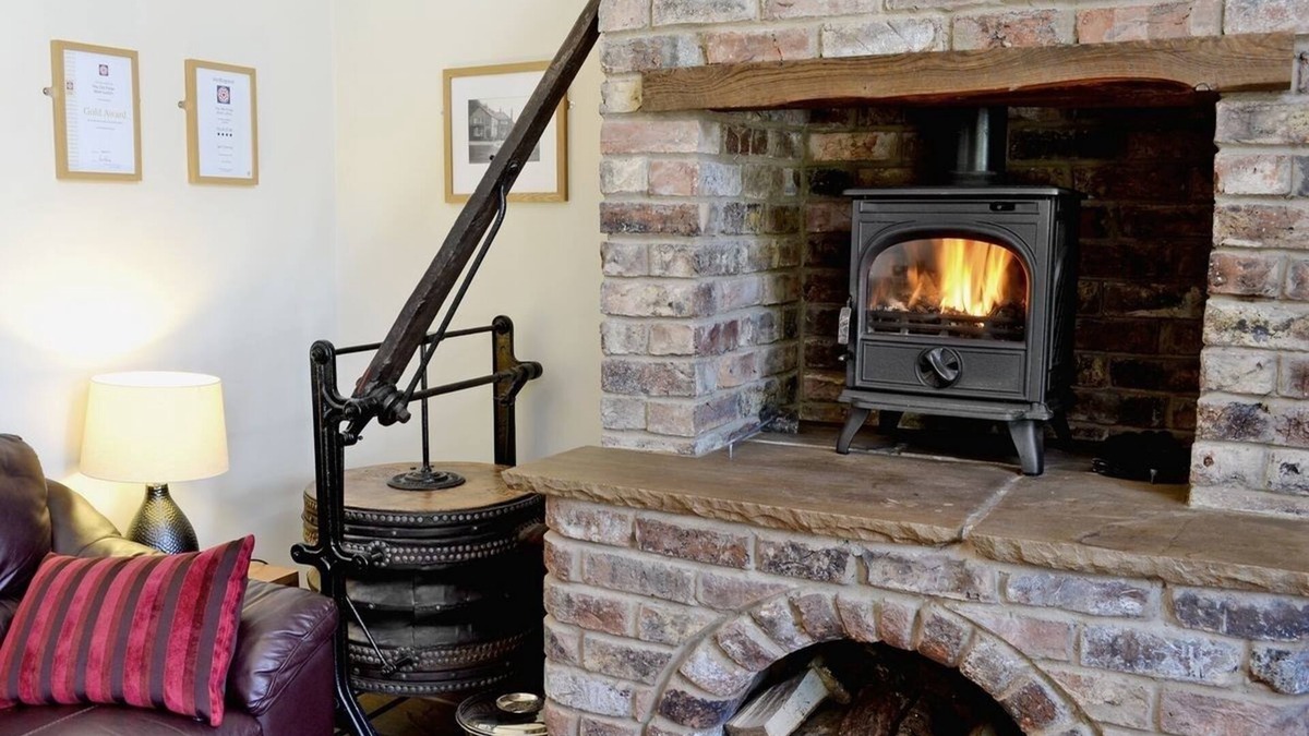 Helperthorpe House | The Old Forge, 2 Bed Modern Barn Conversion in The Yorkshire Wolds