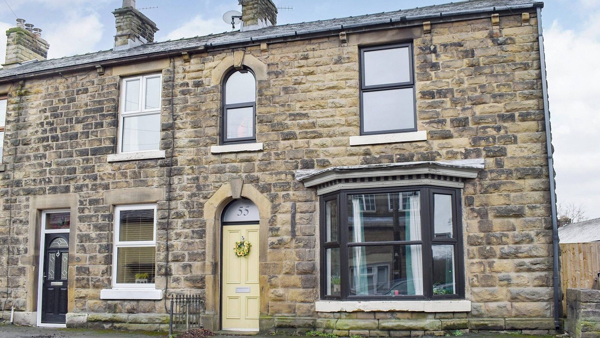 Chapel en le Frith Cottage | The Old Greengrocers