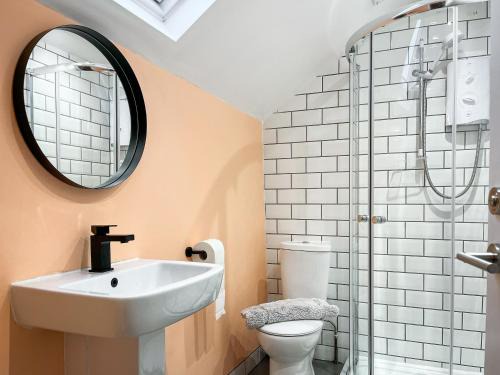Dronfield House | The Old Hayloft-Uk39431
