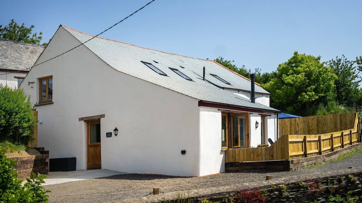 Stoke Rivers House | The Old Piggery, countryside accessible cottage