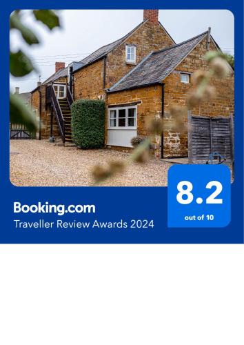 Caldecott Apartment | The Old Plough, mix of 1 bed and 3 bed units, rustic charm, super king bed or twins, en-suite, secure parking