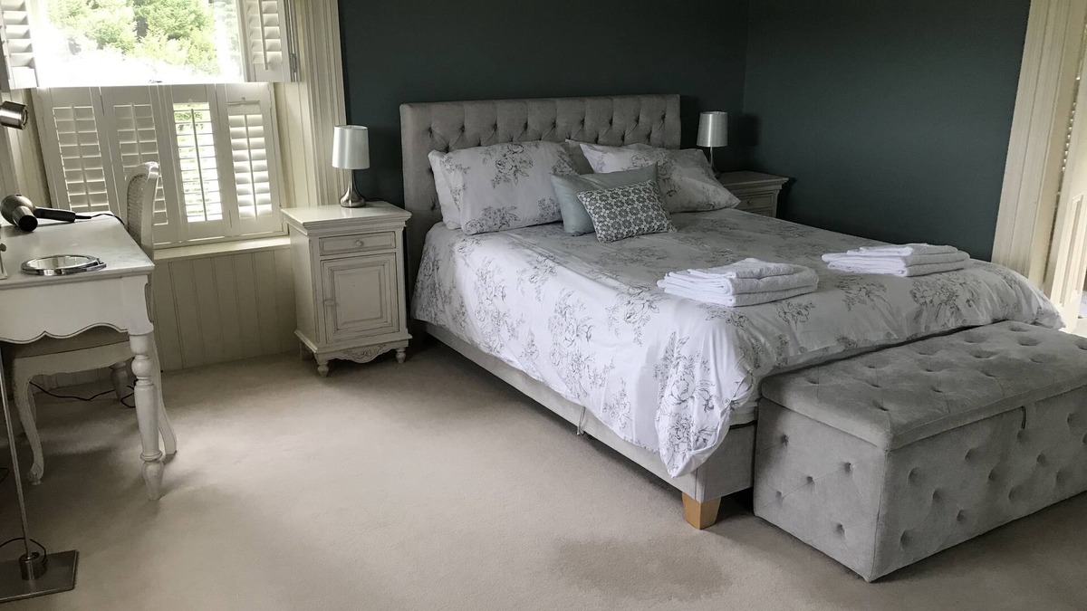 Dromore House | The Old Post Office and Farmhouse