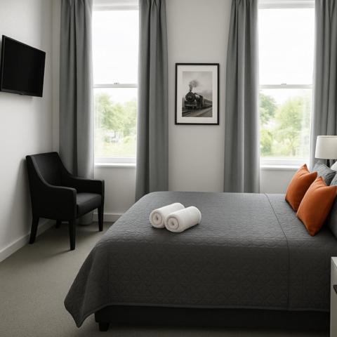 Lumsden Hotel | The Old Railway Hotel Lumsden
