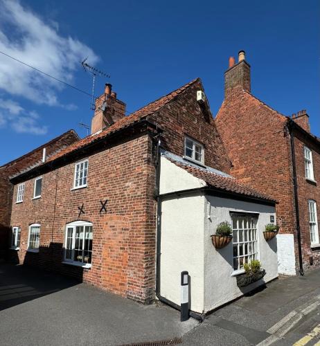 Ollerton House | The Old Ropery at Mill Cottage - Sherwood Forest