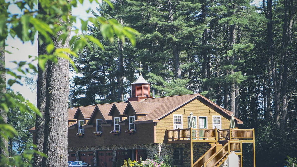 Fryeburg Bed & Breakfast | The Old Saco Inn