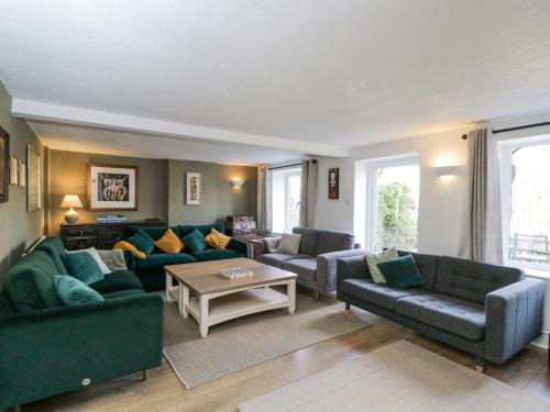 Longborough House | The Old School House