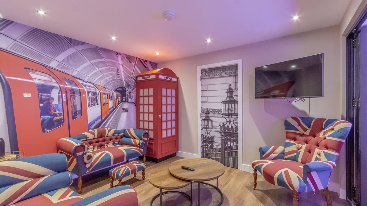 Nottingham City Centre Apartment | The Old School House & Rooms- The Lace Market