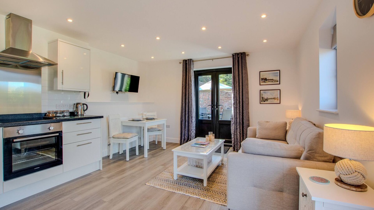 Hernhill House | The Old Stables - One Bedroom House, Sleeps 2