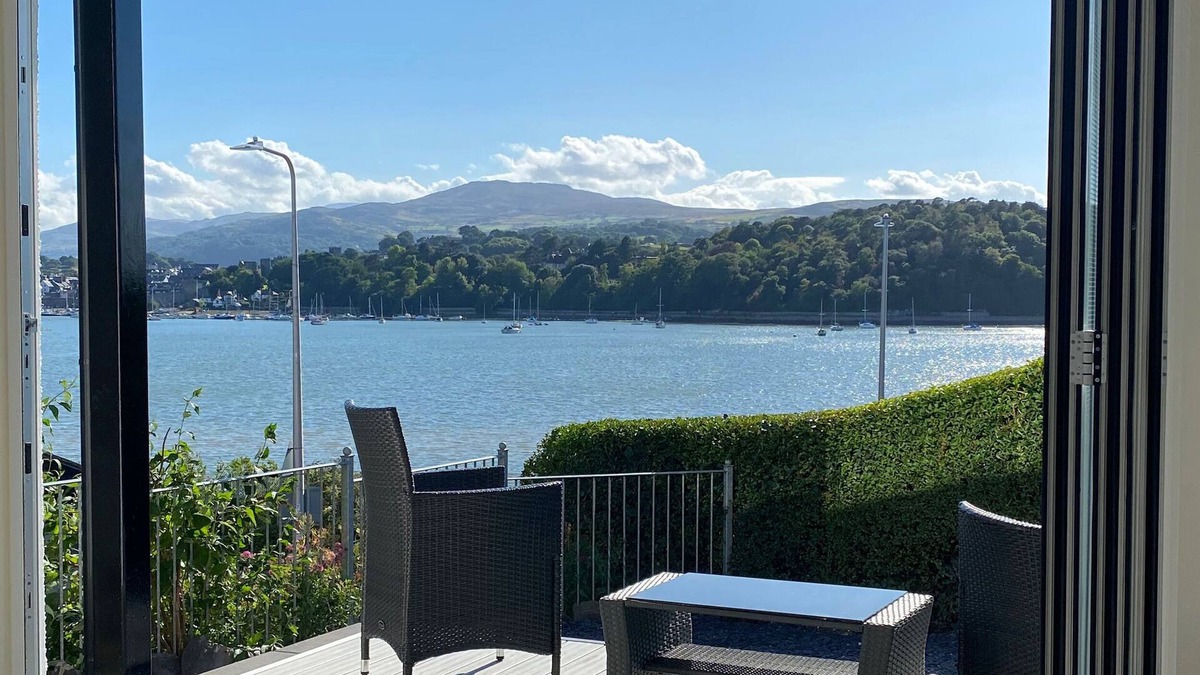 Conwy Cottage | THE OLD TYWYN POST OFFICE, family friendly, with a garden in Deganwy