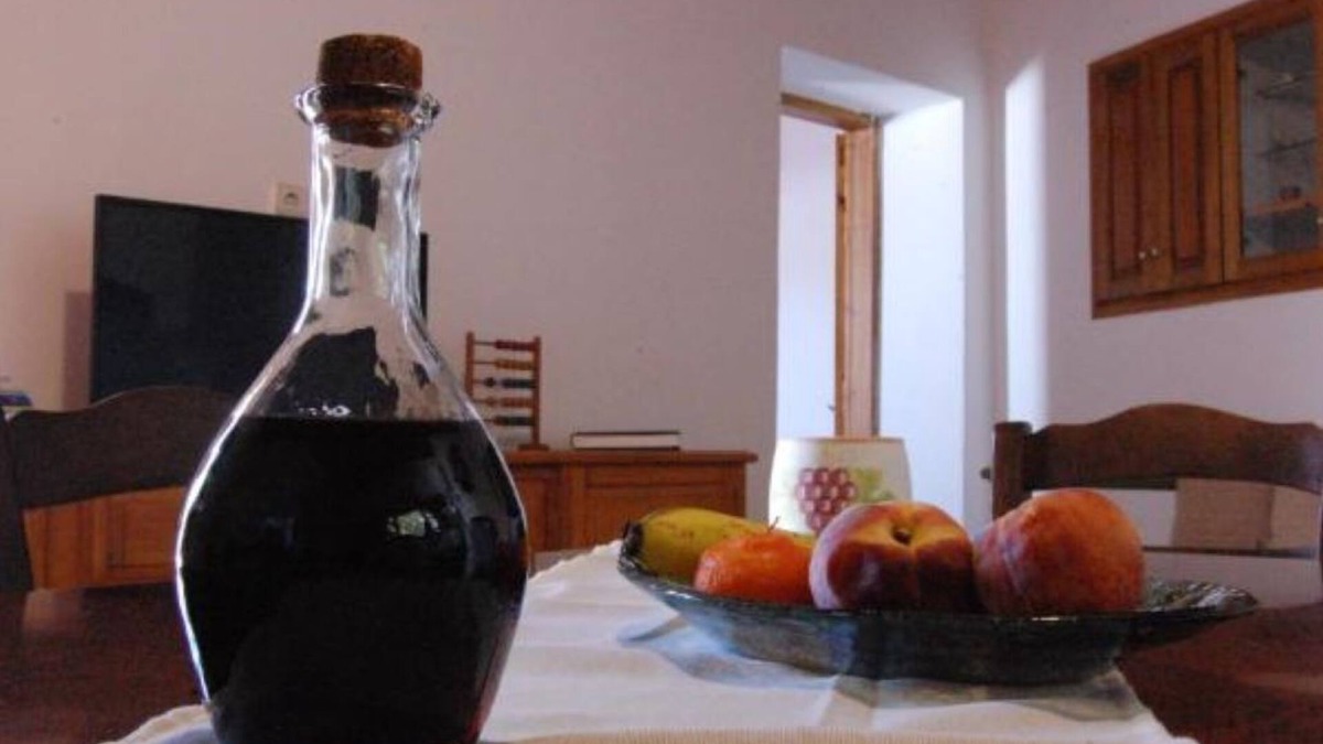 Astrikas House | The old winemaker's house