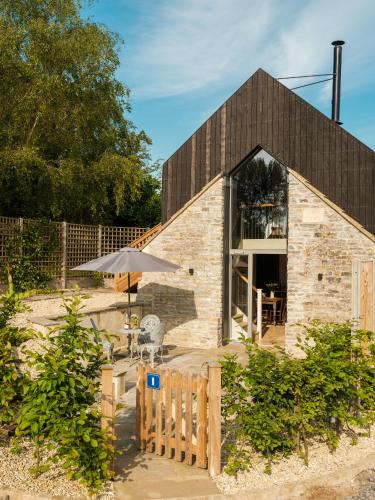 Pylle Apartment | The Old Winery Cottage No1