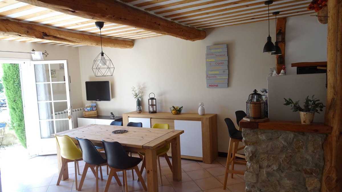 Carpentras House | ' the olive branch ' Gite in Provence, near Mt Ventoux