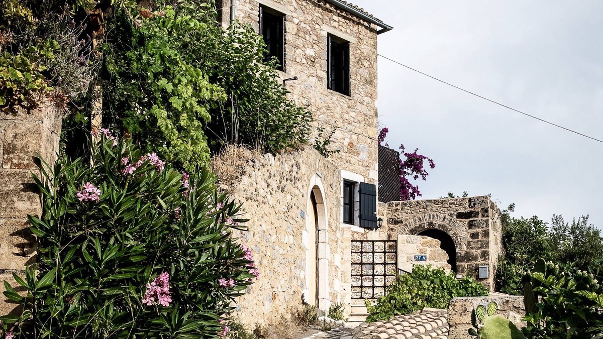Lefktro Villa | The Olive Tree Residence - a unique Mani Tower experience